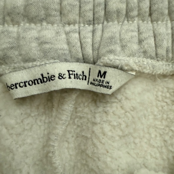 Abercrombie and Fitch women's essentials sweatpants size M gray cozy lounge cute - Picture 3 of 8